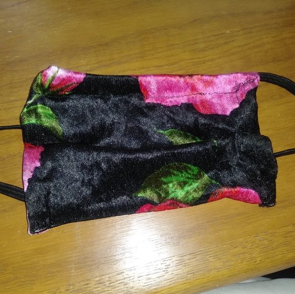 Velvet Black Floral Top/ w FREE MATCHING FACE MASK - Picture 3 of 3